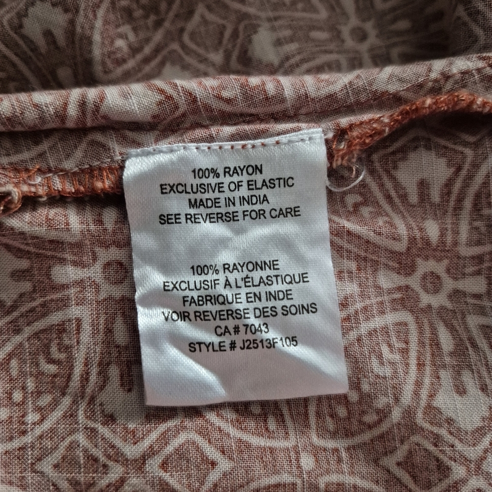 Elegant Rust Patterned Dress - Picture 6 of 6